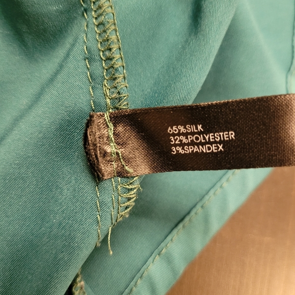 The Limited silk front tie blouse emerald green - Picture 7 of 9